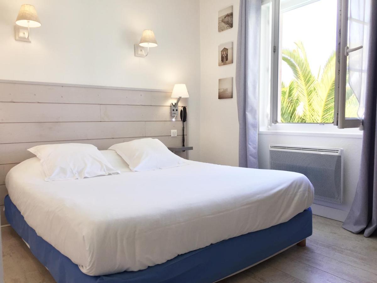 Hotel Le Square Saint-Pierre-d'Oleron Εξωτερικό φωτογραφία