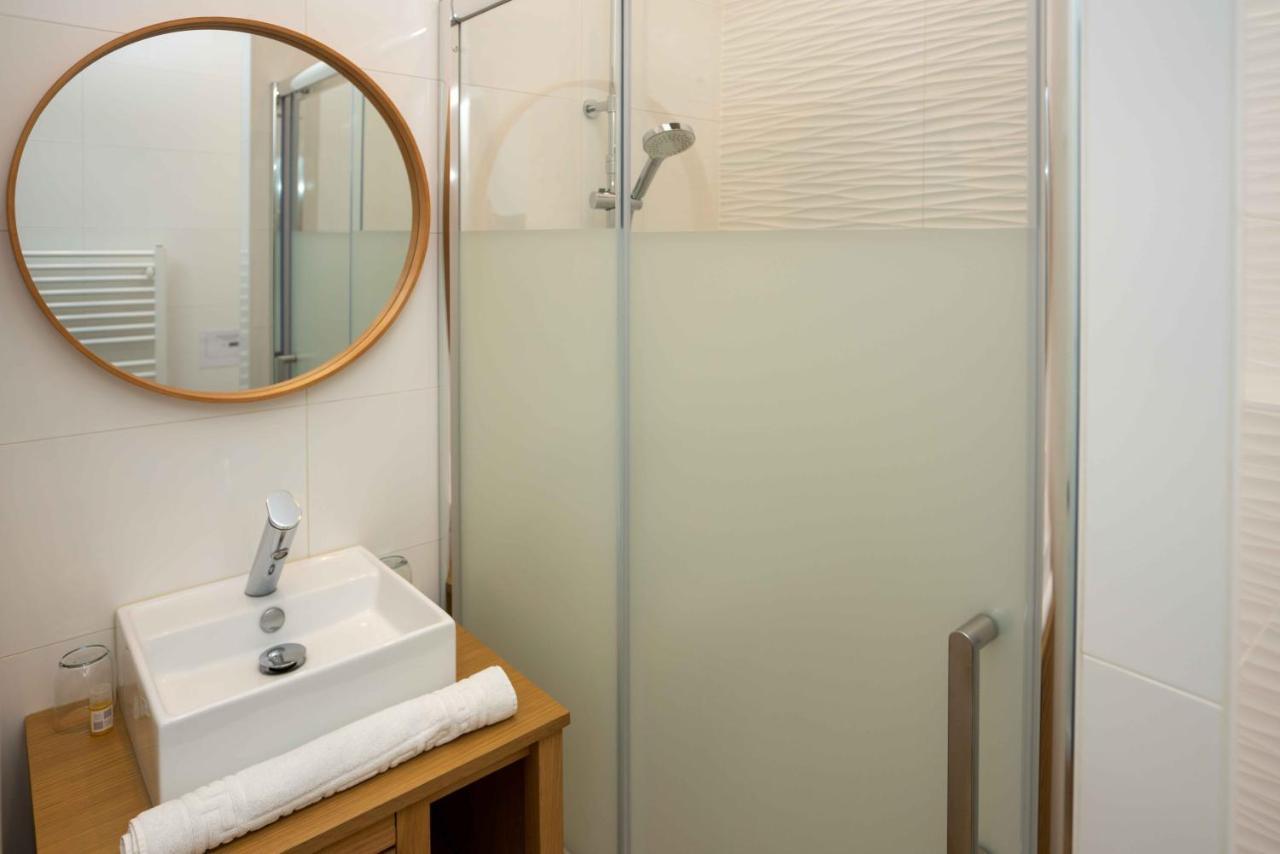 Hotel Le Square Saint-Pierre-d'Oleron Εξωτερικό φωτογραφία