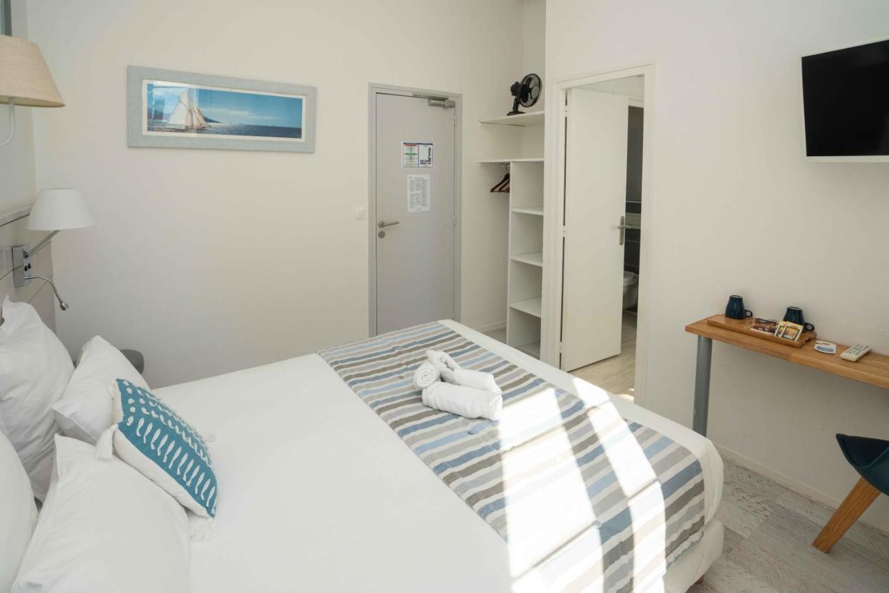 Hotel Le Square Saint-Pierre-d'Oleron Εξωτερικό φωτογραφία