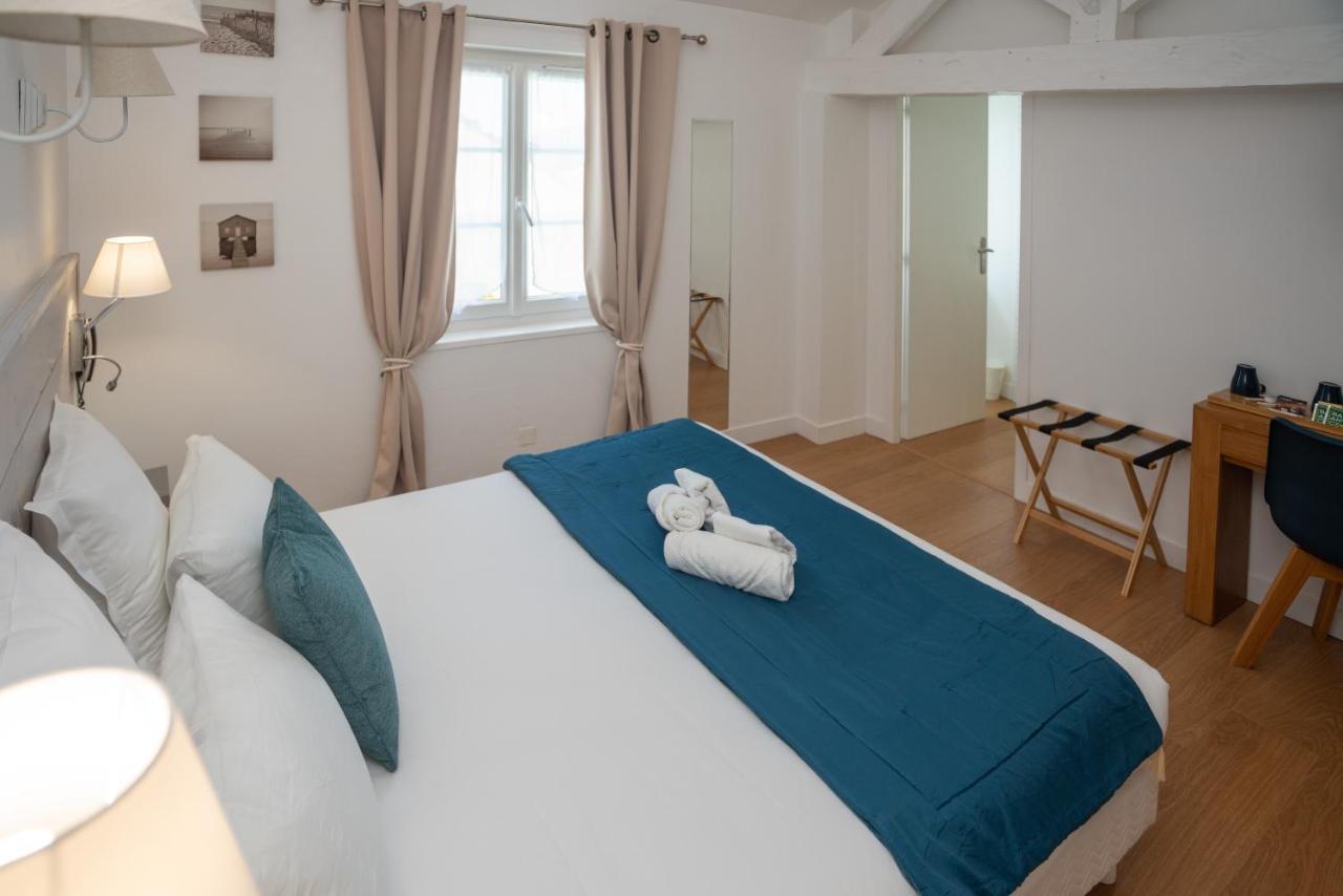 Hotel Le Square Saint-Pierre-d'Oleron Εξωτερικό φωτογραφία