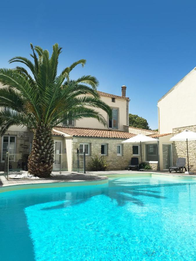 Hotel Le Square Saint-Pierre-d'Oleron Εξωτερικό φωτογραφία